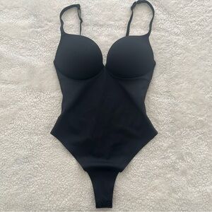 Skims Onyx Ultimate Thong Bodysuit - Size Small